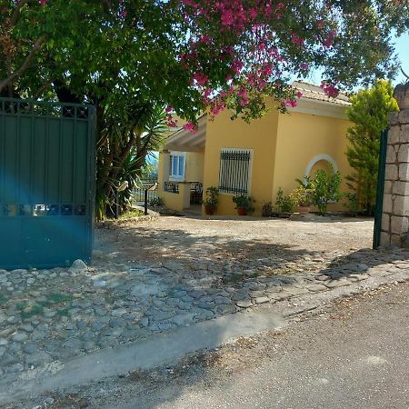 Olea Home Agia Pelagia Chlomou Buitenkant foto